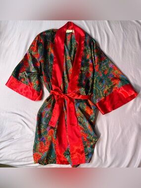 VTG Victoria's Secret Gold Label  Kimono Short Robe One Size Multi Color Roses